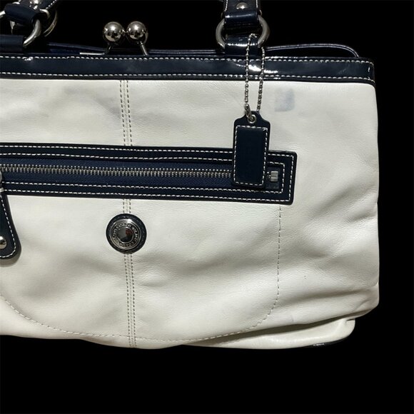Coach Beige & Navy Leather Tote Handbag With Kiss Lock Closure & Front Zipper Po - Picture 3 of 11